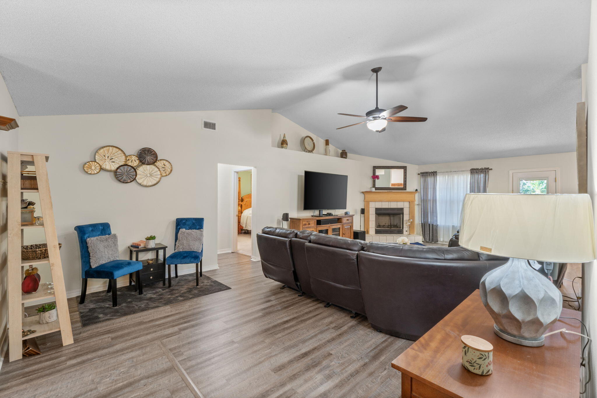 ESTATES AT MARCUS LAKE - Residential