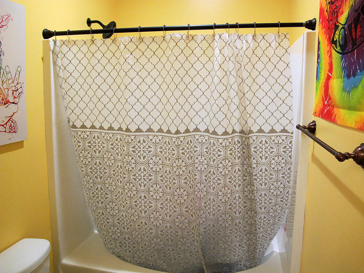 ELLIOTTS POINT 8TH ADDN - Residential