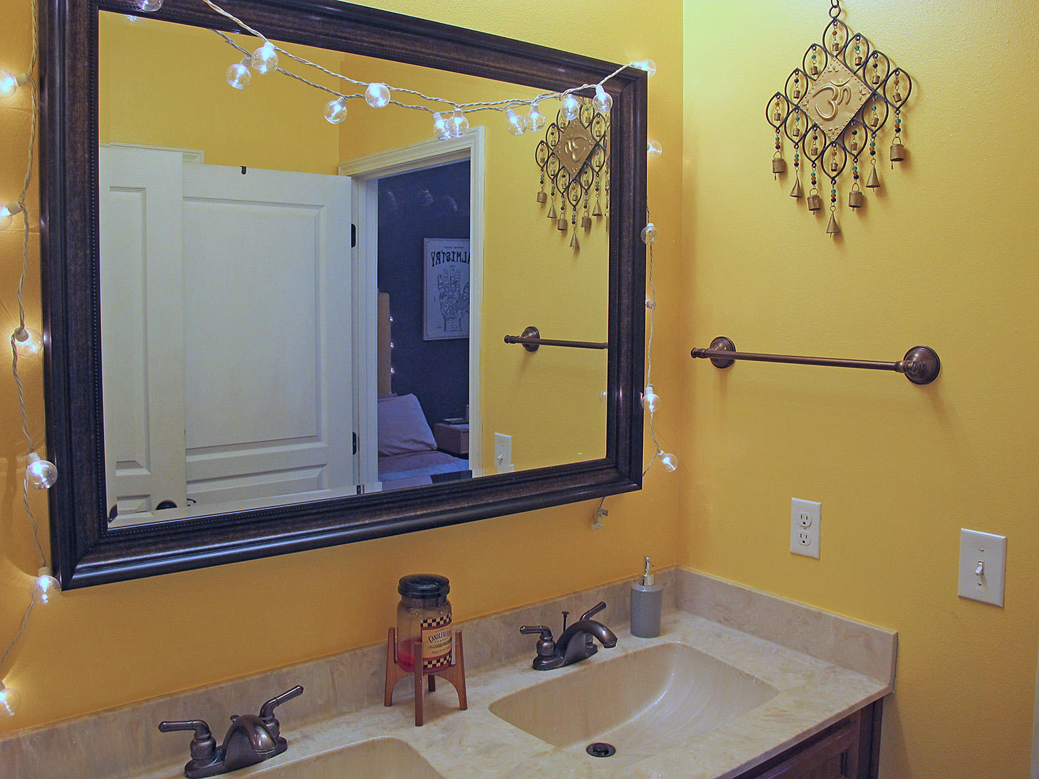 ELLIOTTS POINT 8TH ADDN - Residential