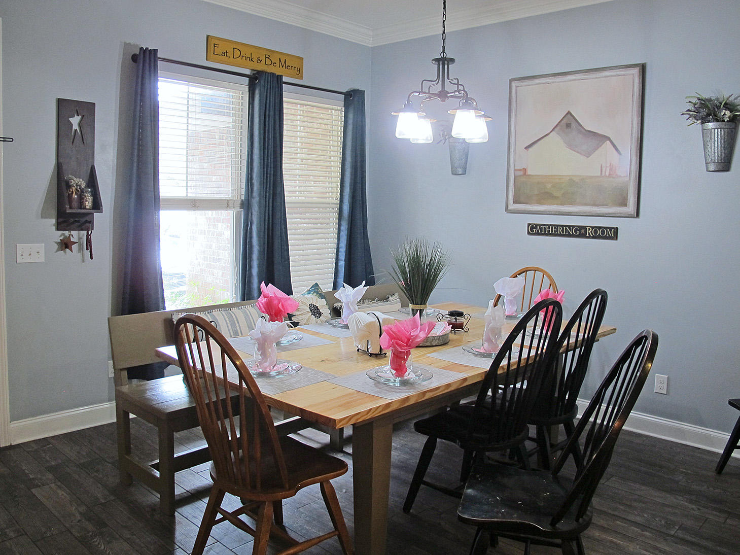 ELLIOTTS POINT 8TH ADDN - Residential