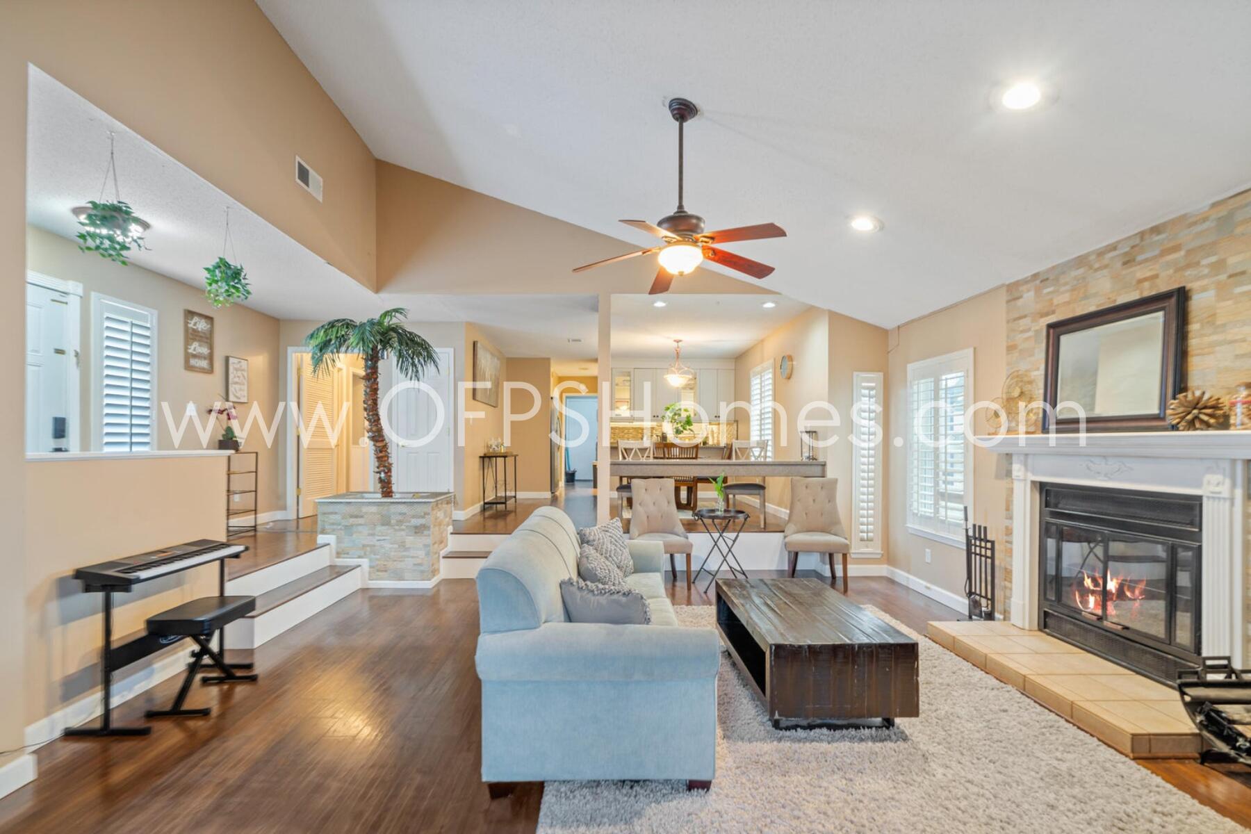 TIMBERLAKE ESTATES - Residential Lease