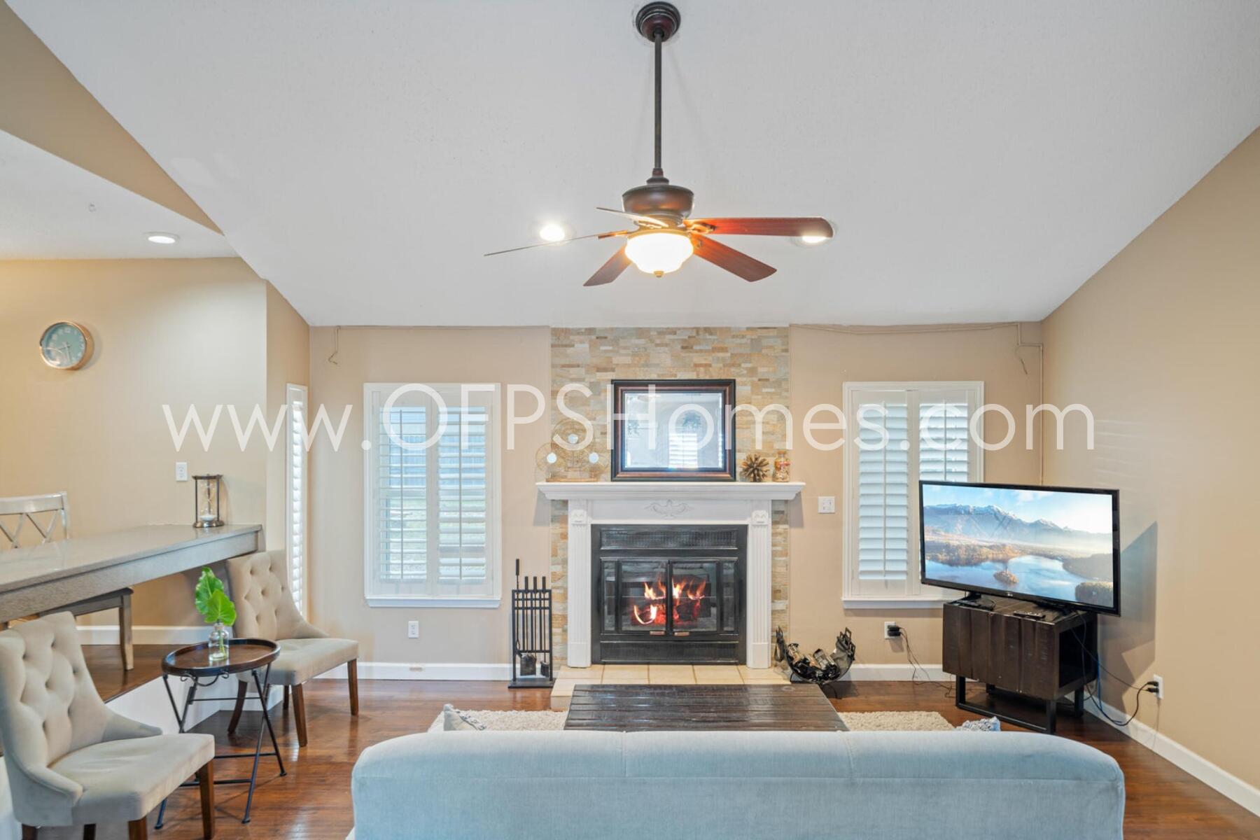 TIMBERLAKE ESTATES - Residential Lease