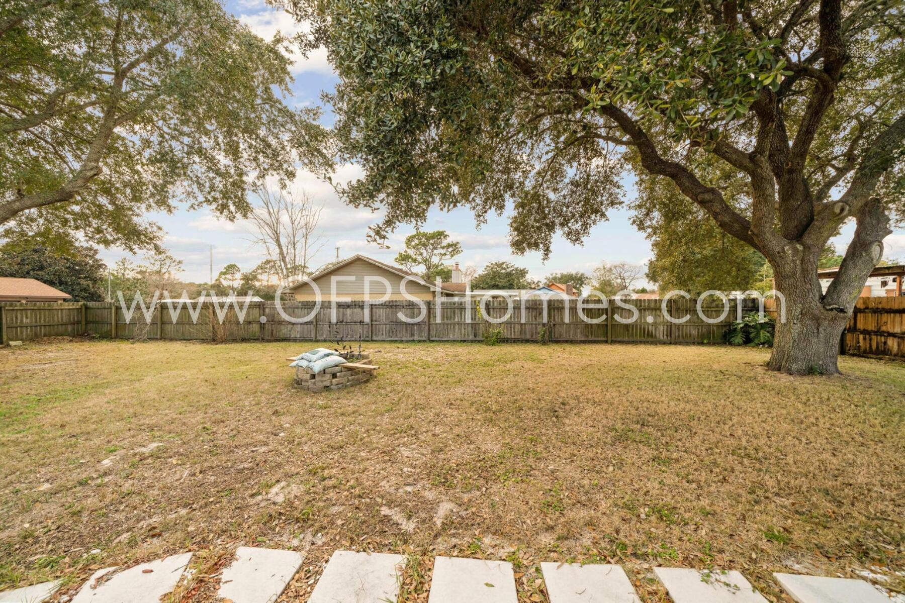TIMBERLAKE ESTATES - Residential Lease