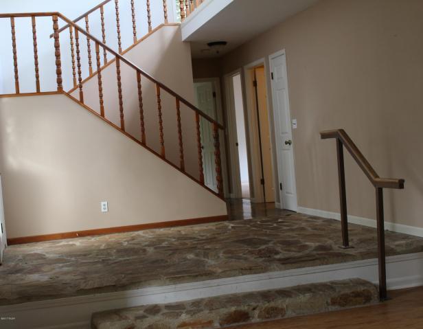 HATCHEE SHORES - Residential