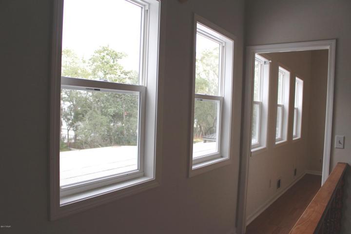 HATCHEE SHORES - Residential