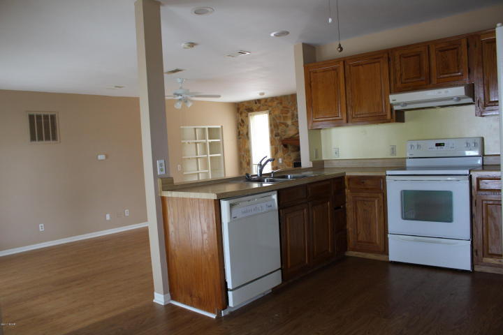 HATCHEE SHORES - Residential