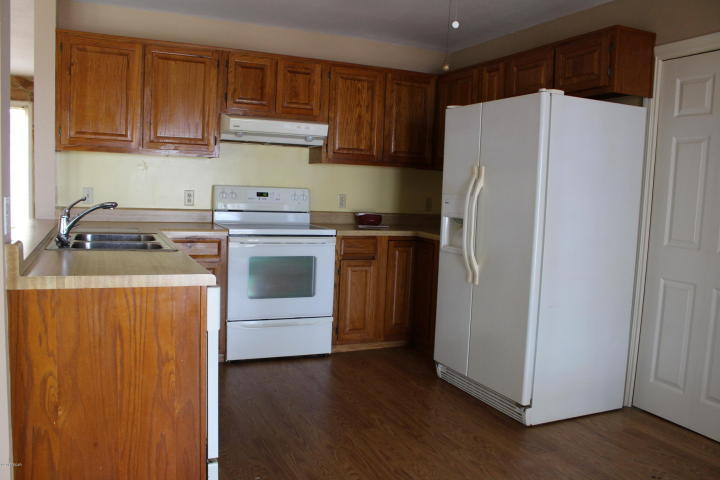 HATCHEE SHORES - Residential