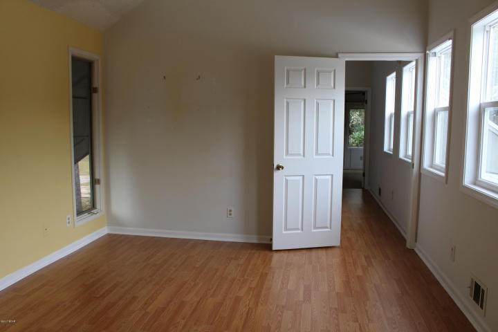 HATCHEE SHORES - Residential