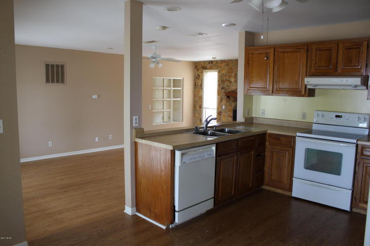 HATCHEE SHORES - Residential