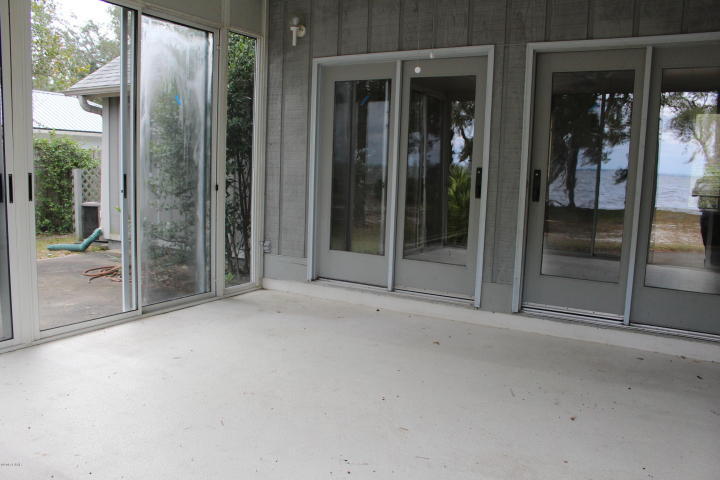 HATCHEE SHORES - Residential