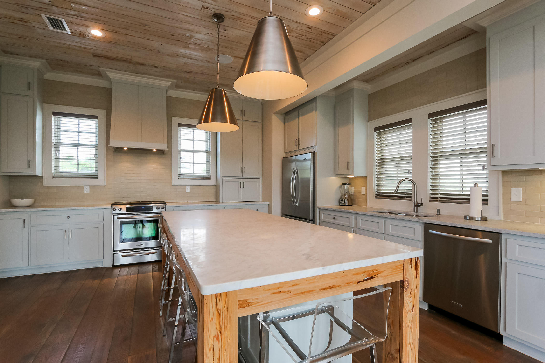 SEANEST VILLAGE - Residential