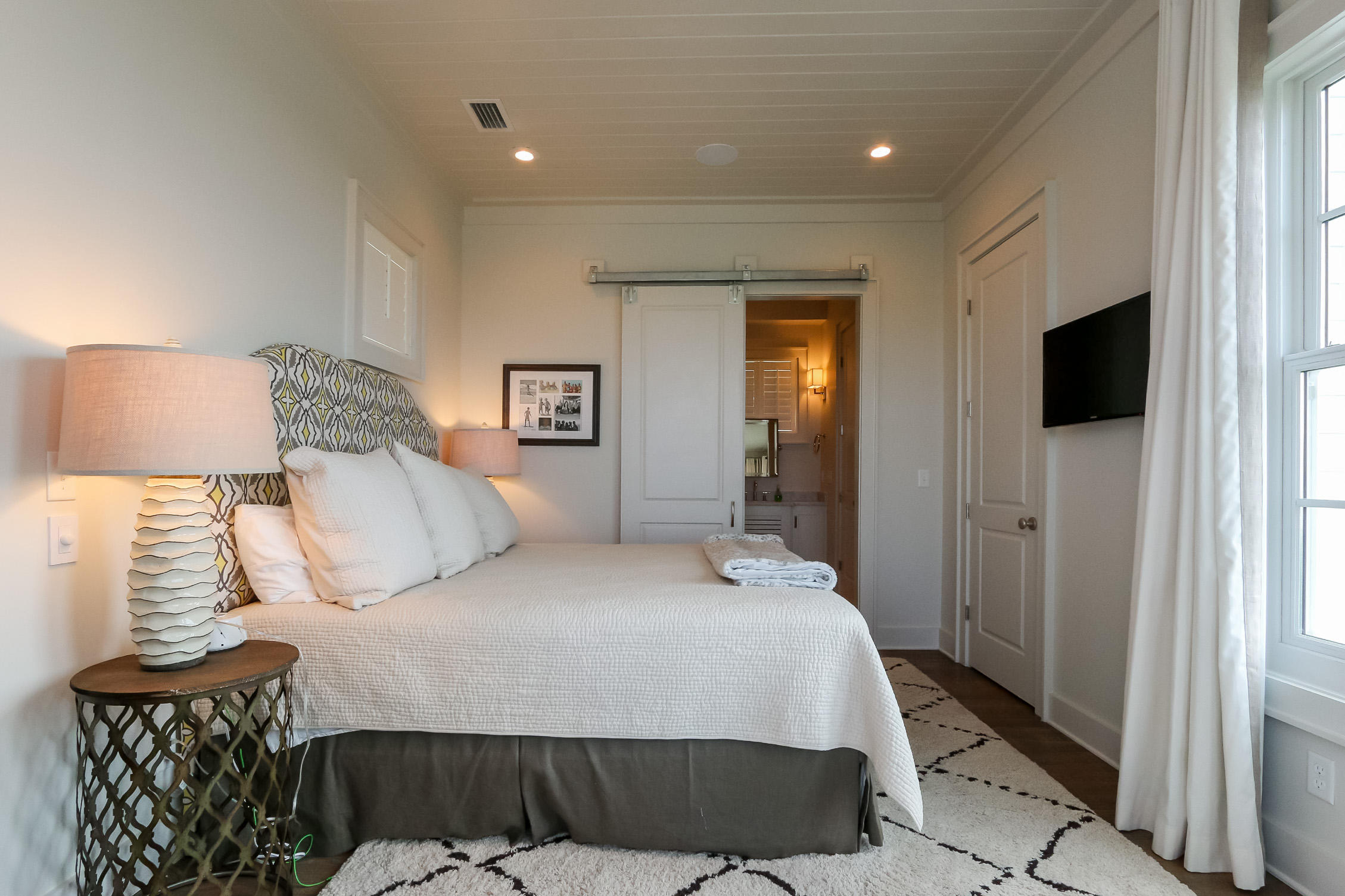 SEANEST VILLAGE - Residential