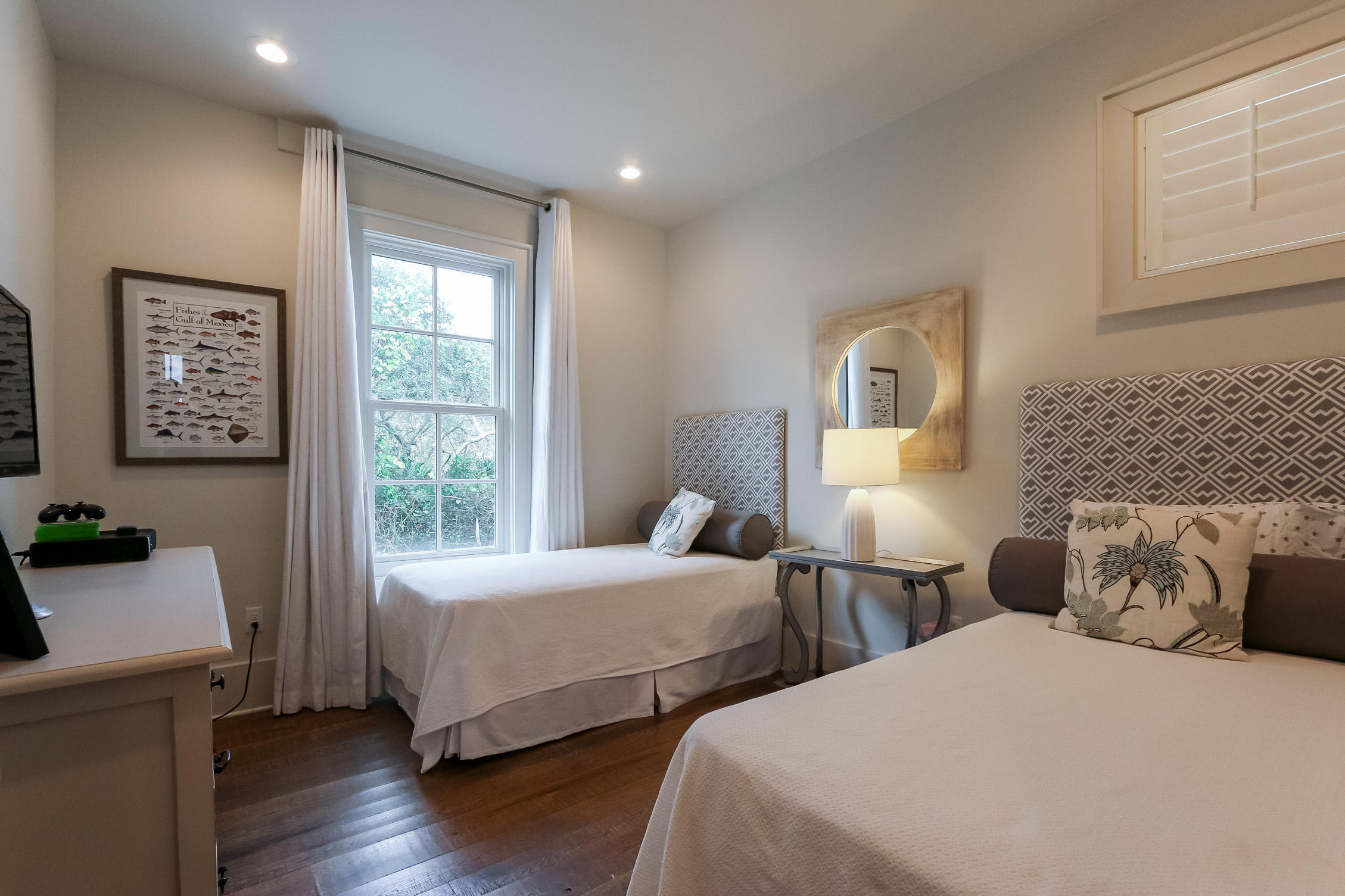 SEANEST VILLAGE - Residential