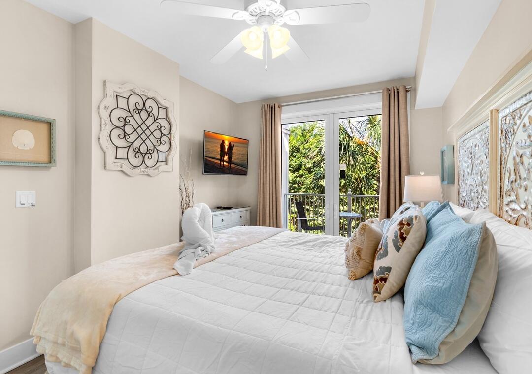 Pilot House - Residential