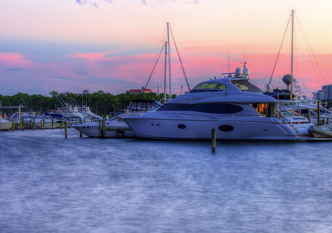 Pilot House - Residential