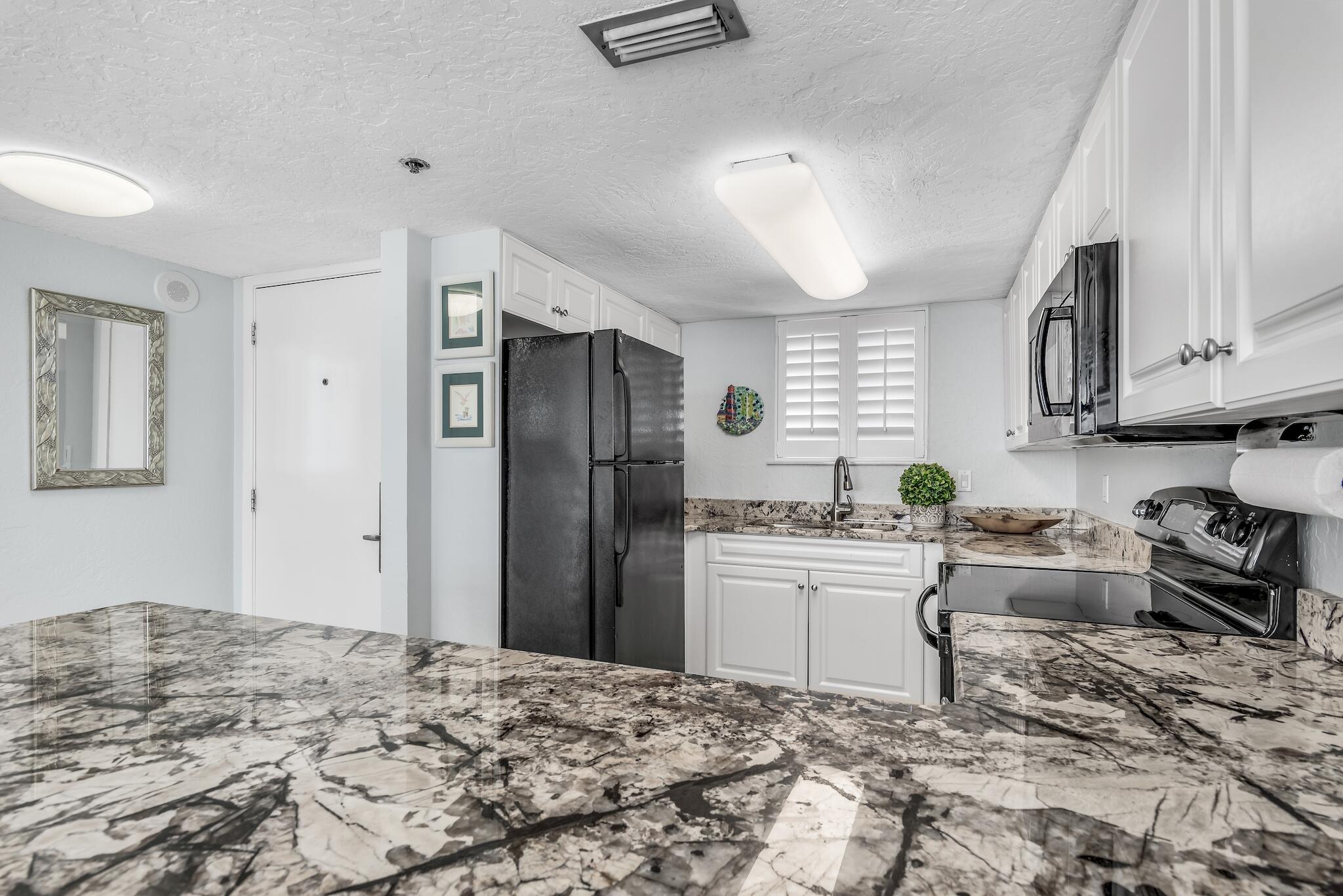 SUNDESTIN INTERNATIONAL CONDO - Residential