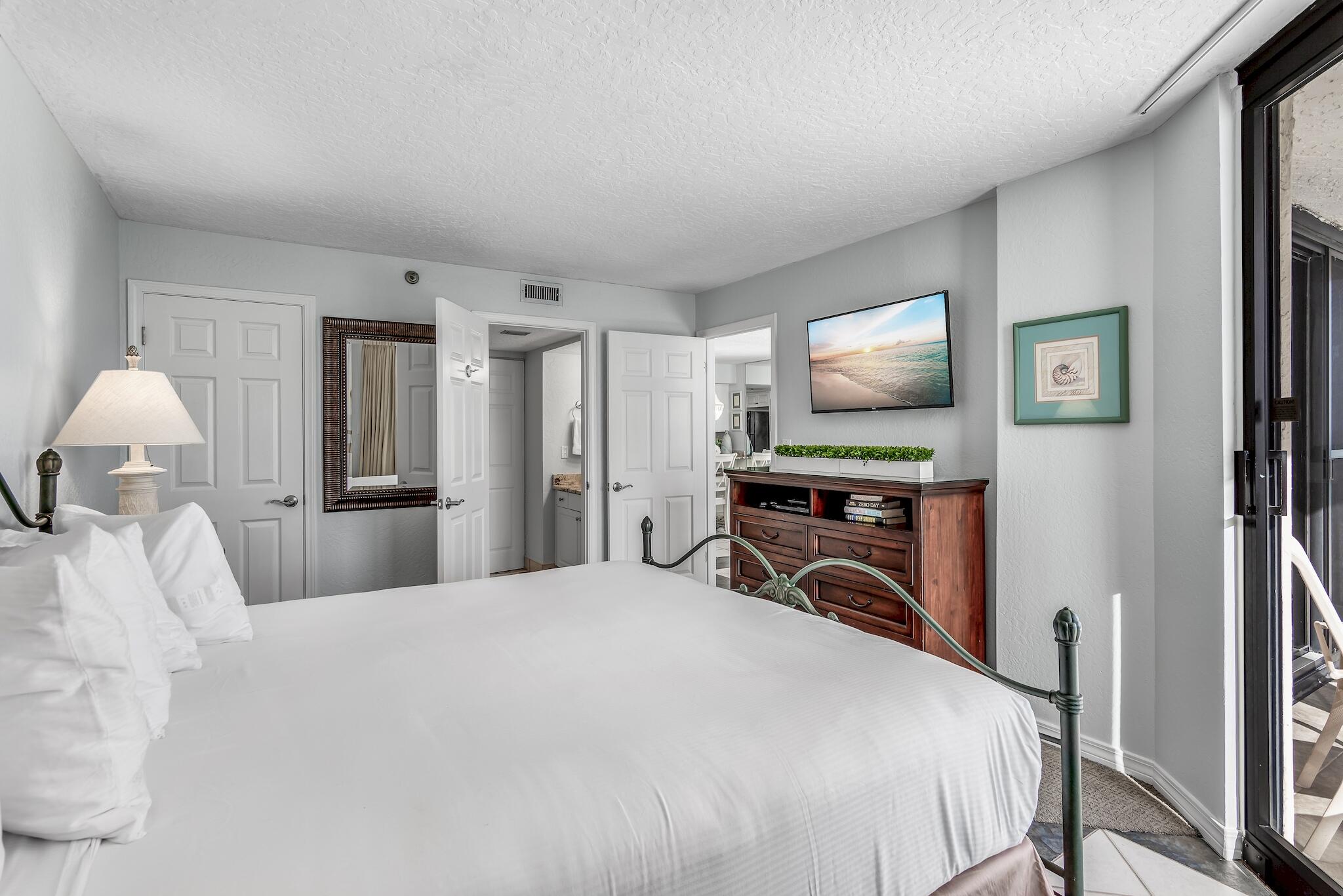 SUNDESTIN INTERNATIONAL CONDO - Residential