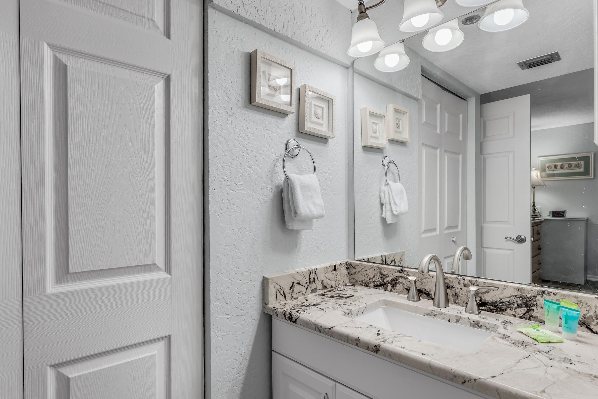 SUNDESTIN INTERNATIONAL CONDO - Residential