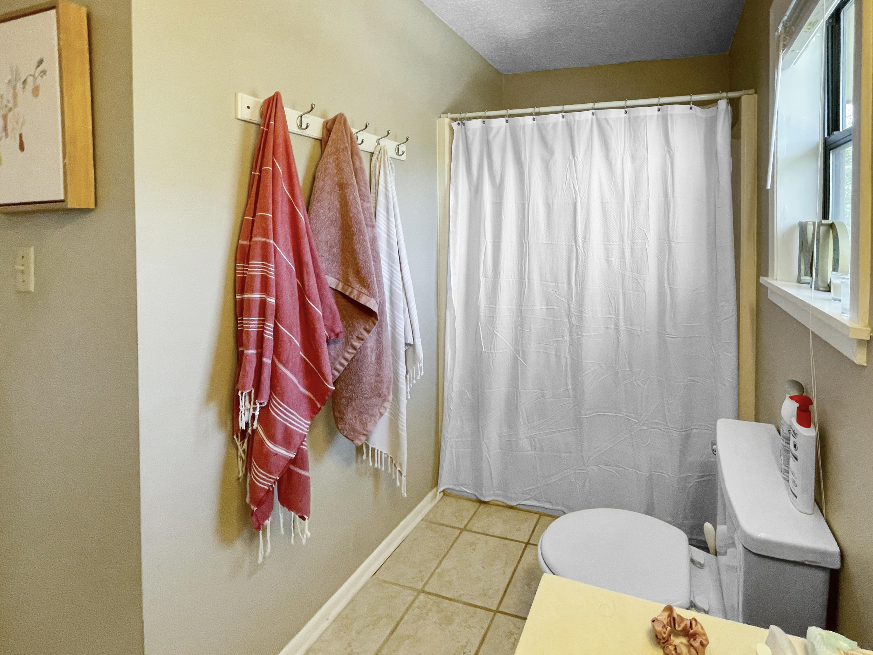 BEACHWOOD VILLAS CONDO - Residential