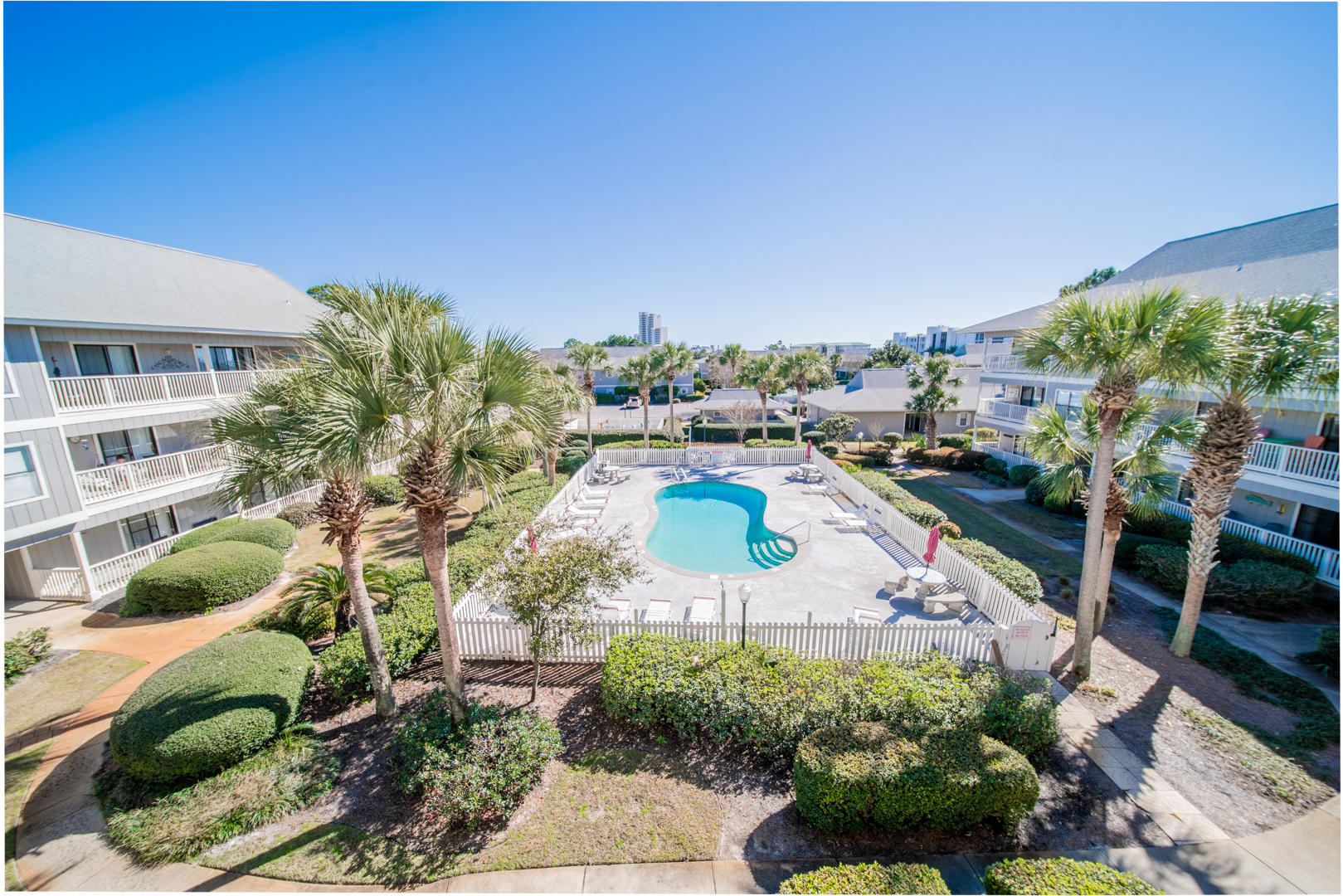 BEACHWOOD VILLAS CONDO - Residential