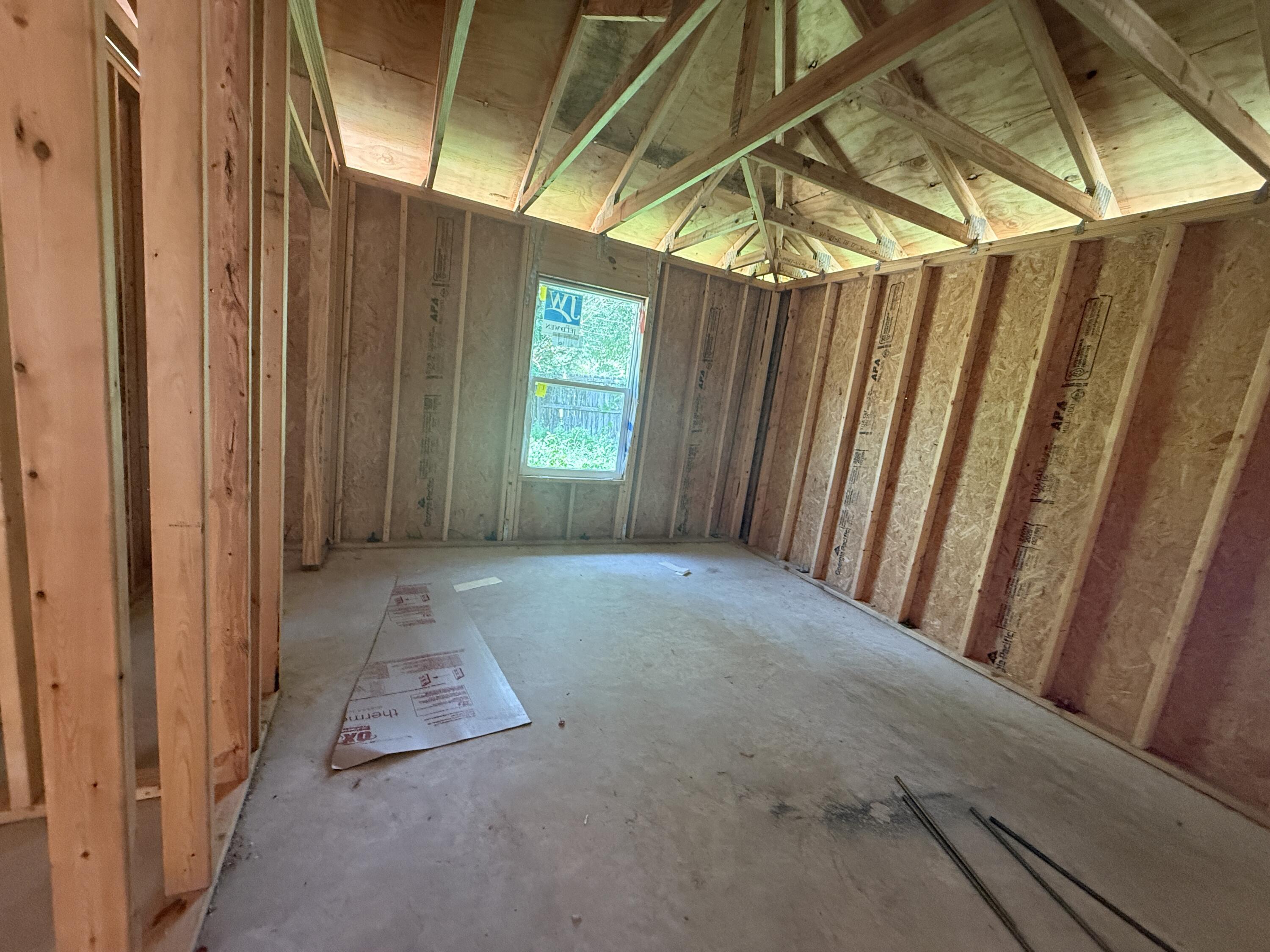 EMERALD SHORES PARK - Residential