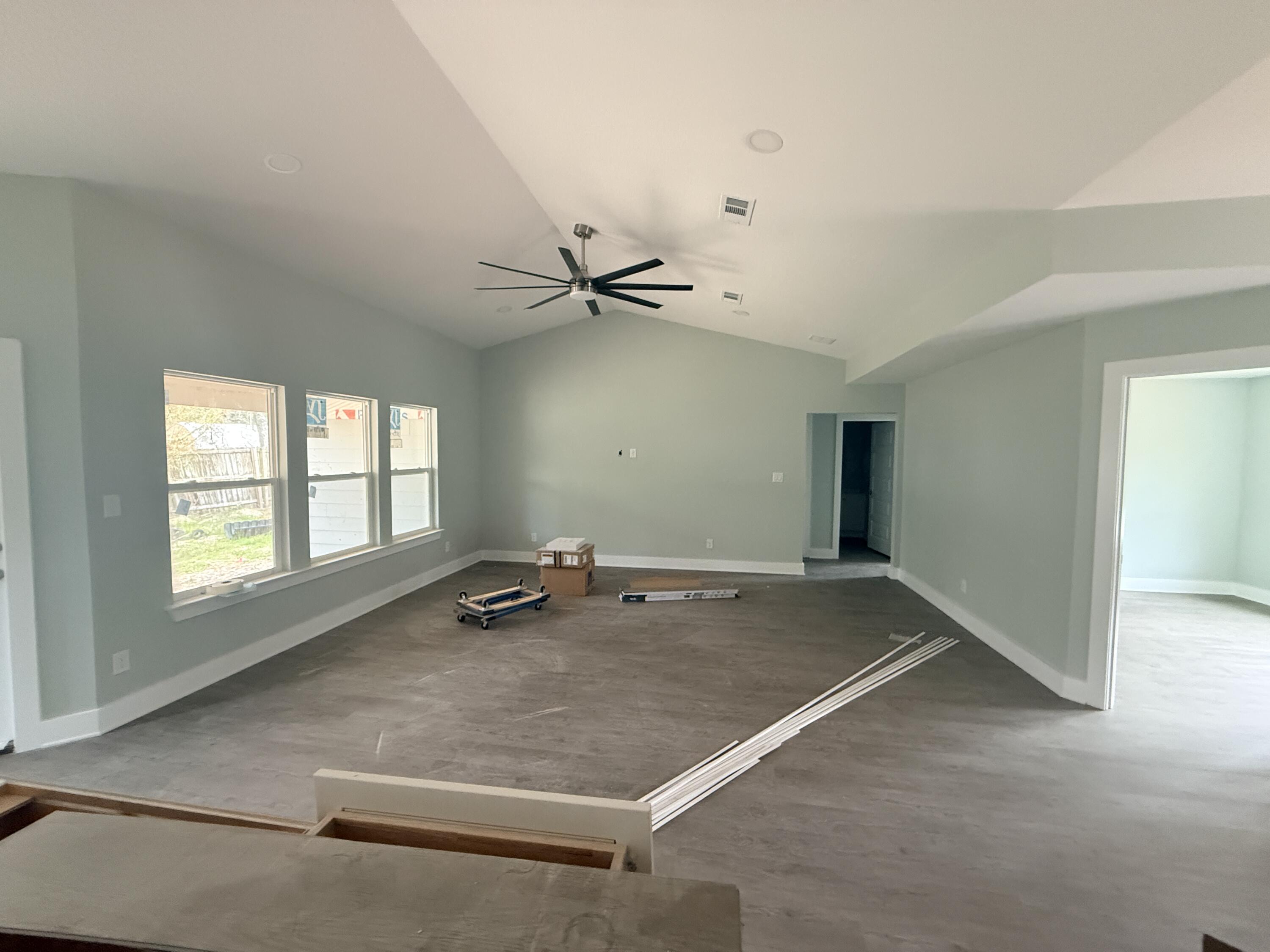 EMERALD SHORES PARK - Residential