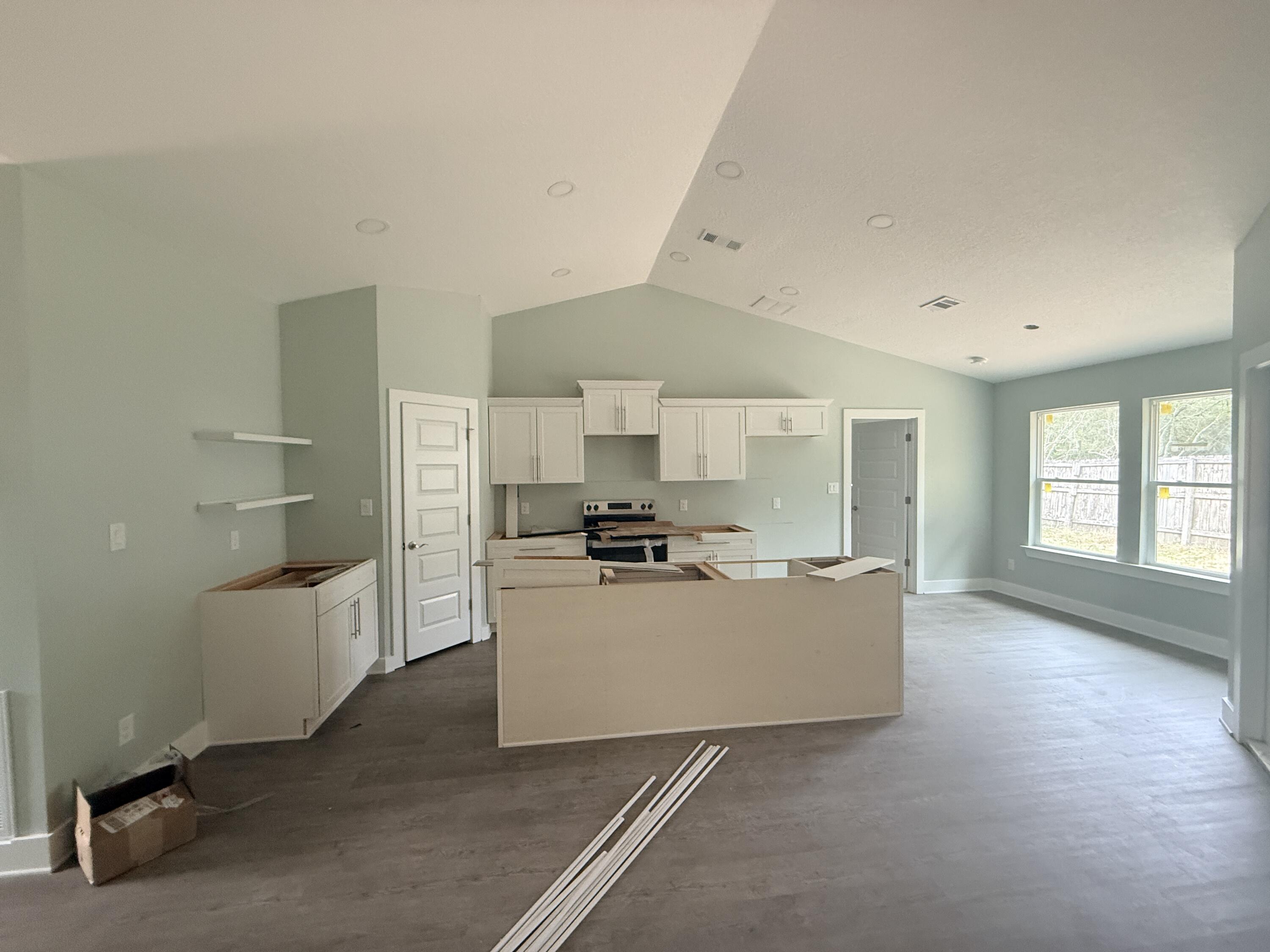 EMERALD SHORES PARK - Residential