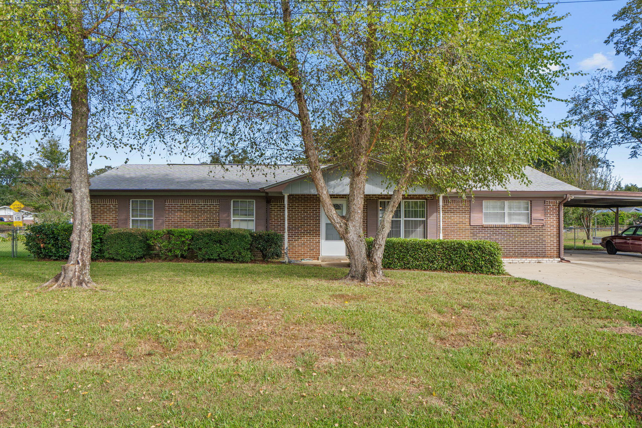 NO RECORDED SUBDIVISION - Residential
