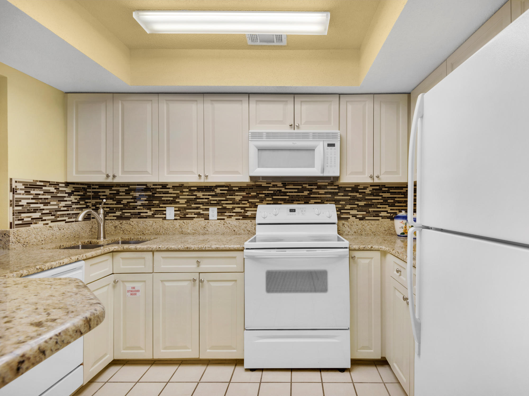 HIDDEN DUNES BEACH COTTAGES 1 - Residential