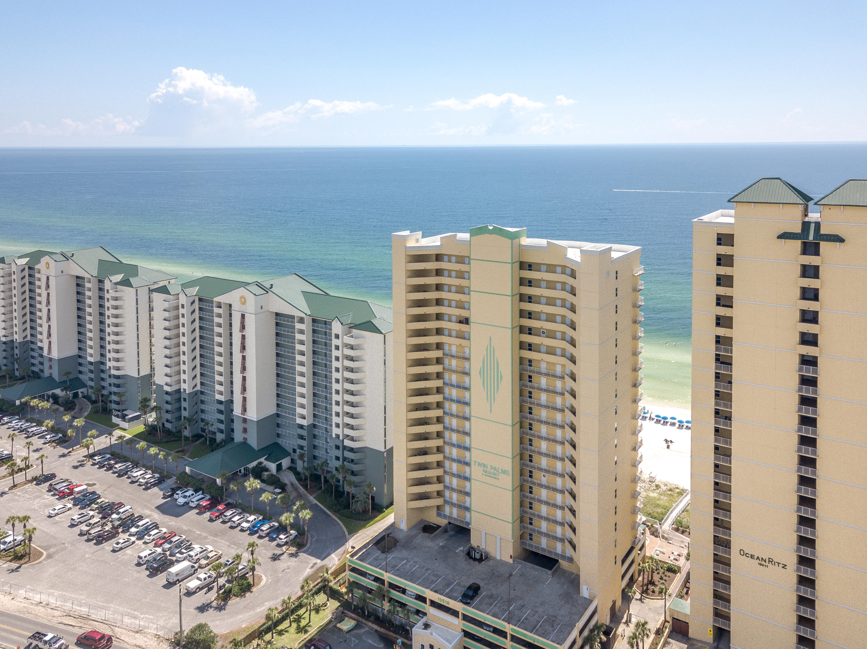 Twin Palms Resort - Residential