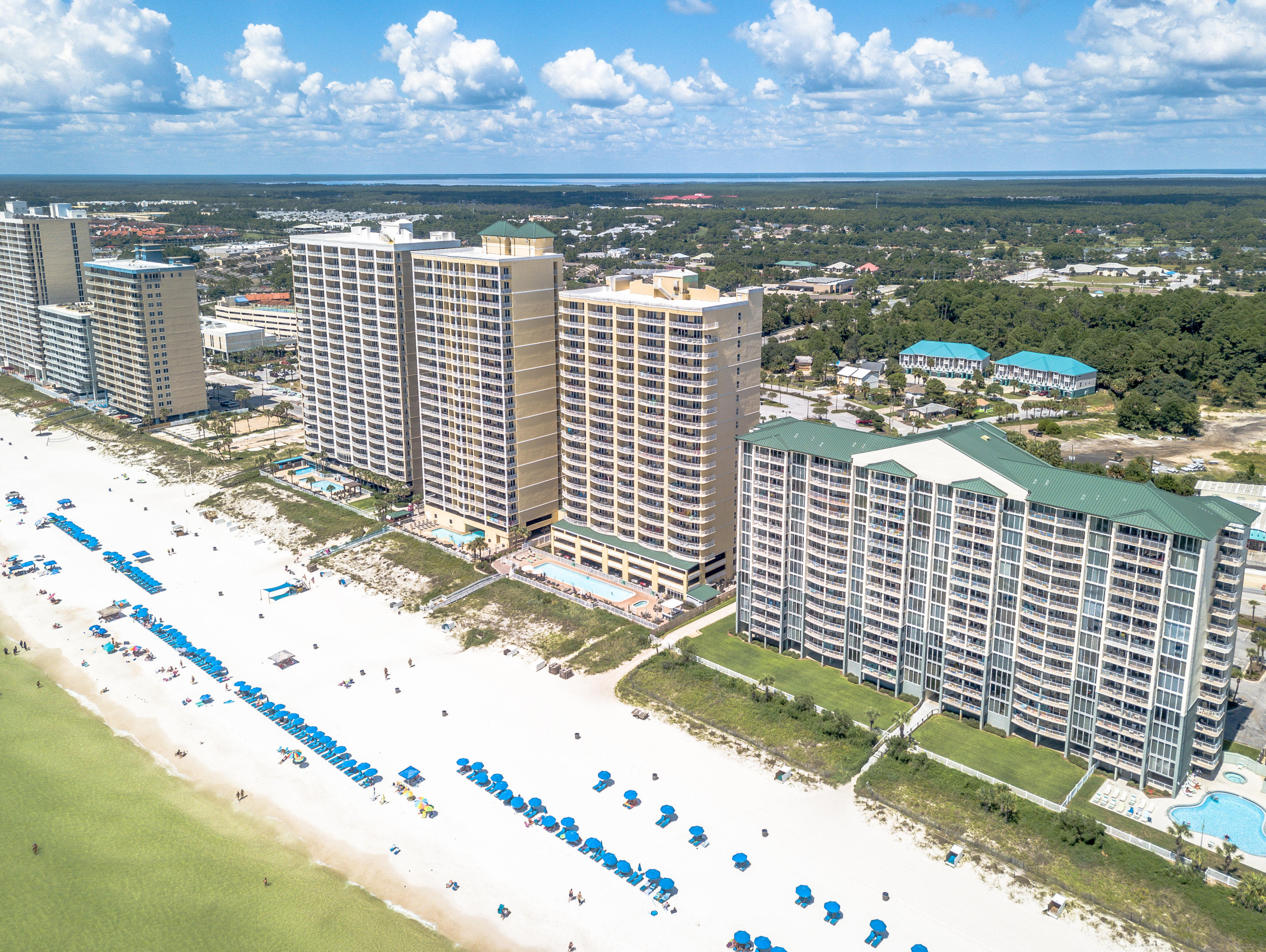 Twin Palms Resort - Residential