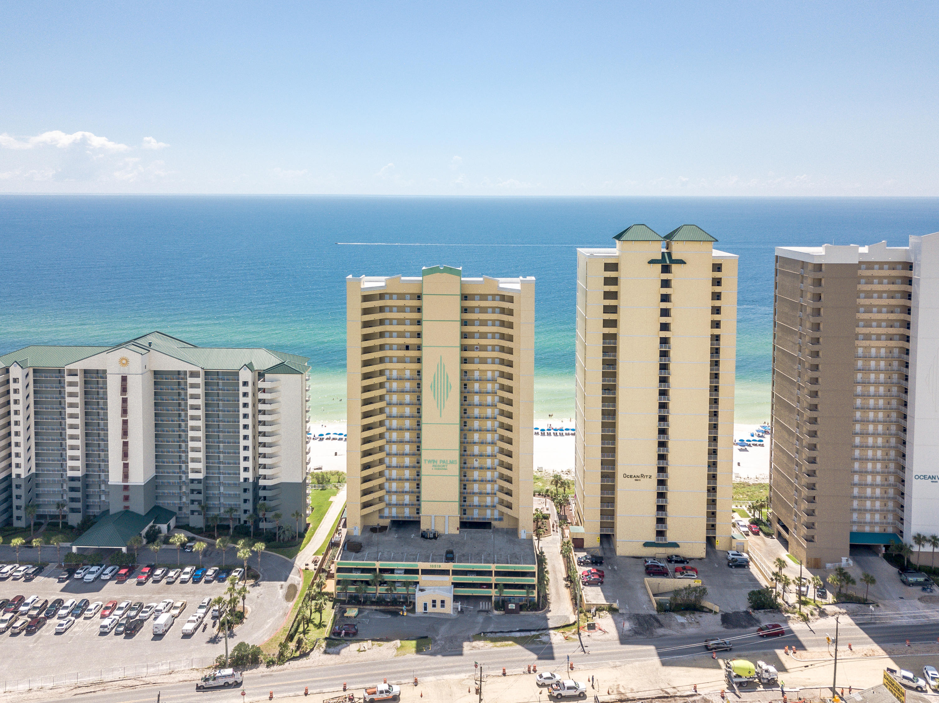 Twin Palms Resort - Residential