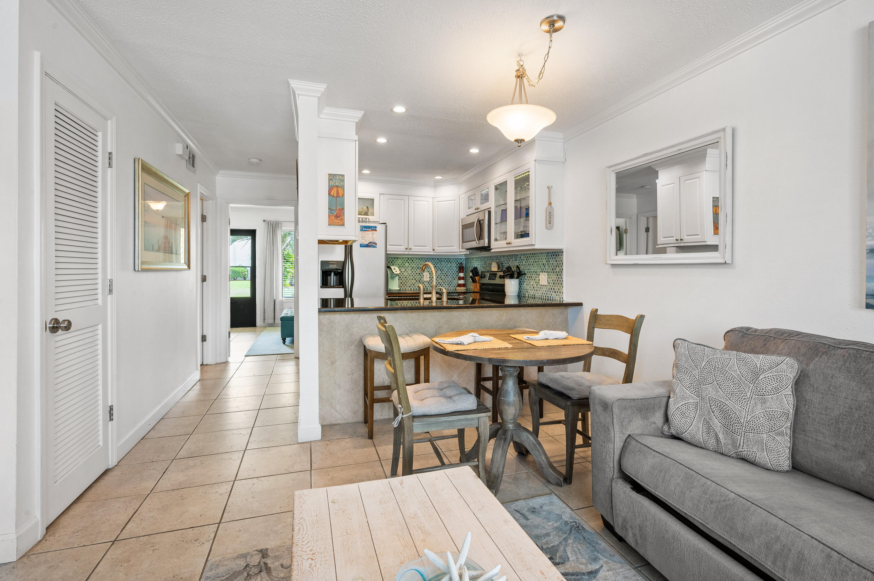 SANDPRINTS CONDO - Residential