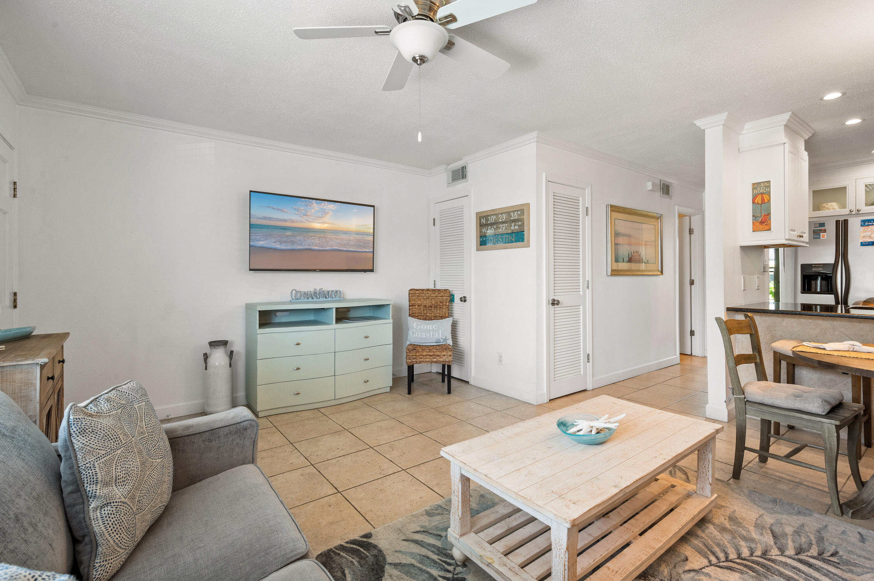 SANDPRINTS CONDO - Residential