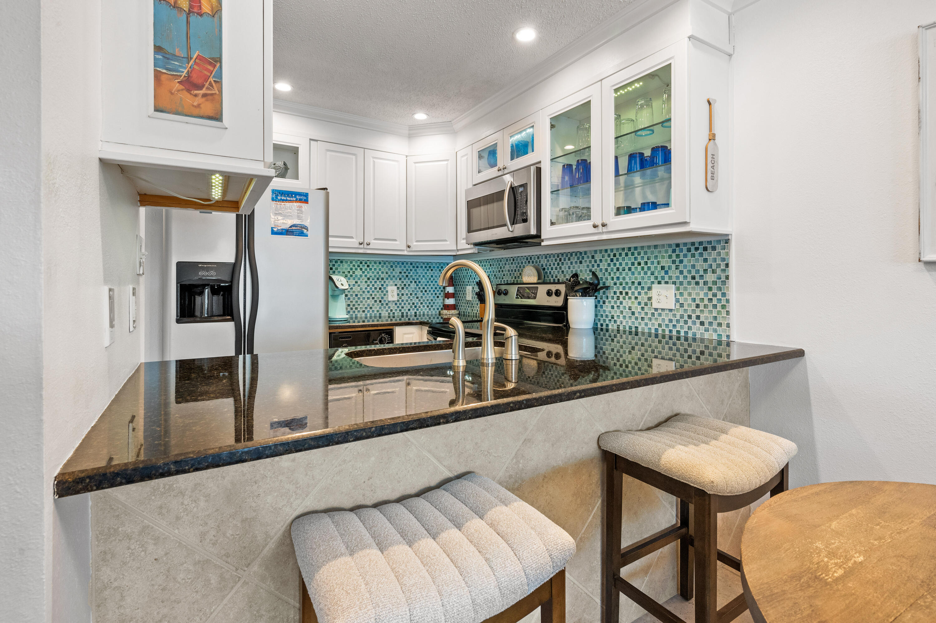 SANDPRINTS CONDO - Residential