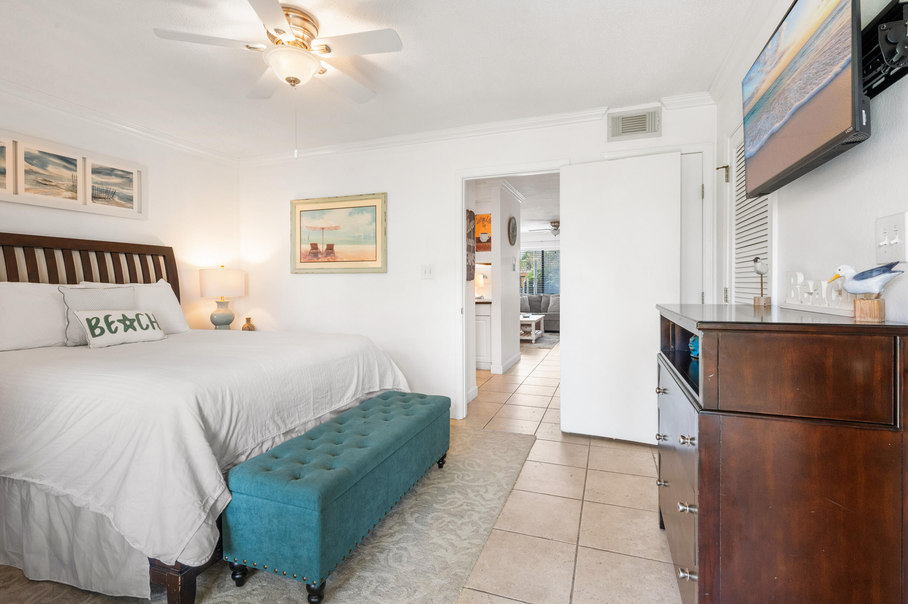 SANDPRINTS CONDO - Residential