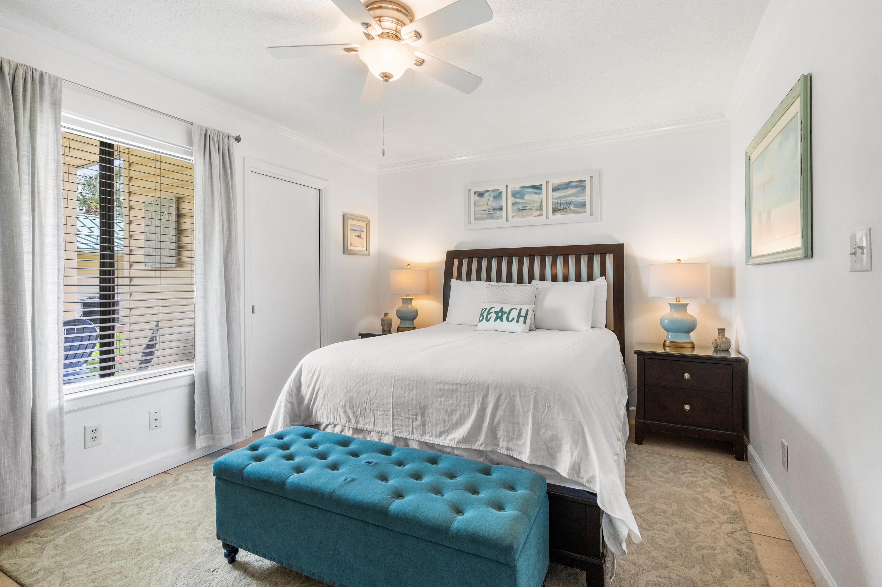 SANDPRINTS CONDO - Residential