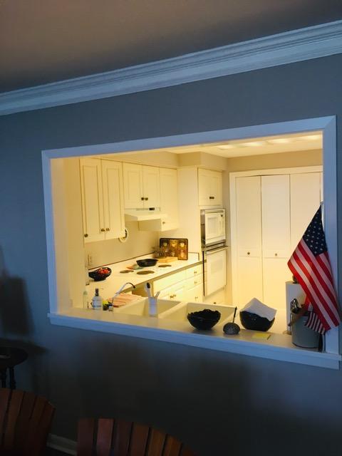 SHORELINE TOWERS 1 - Residential