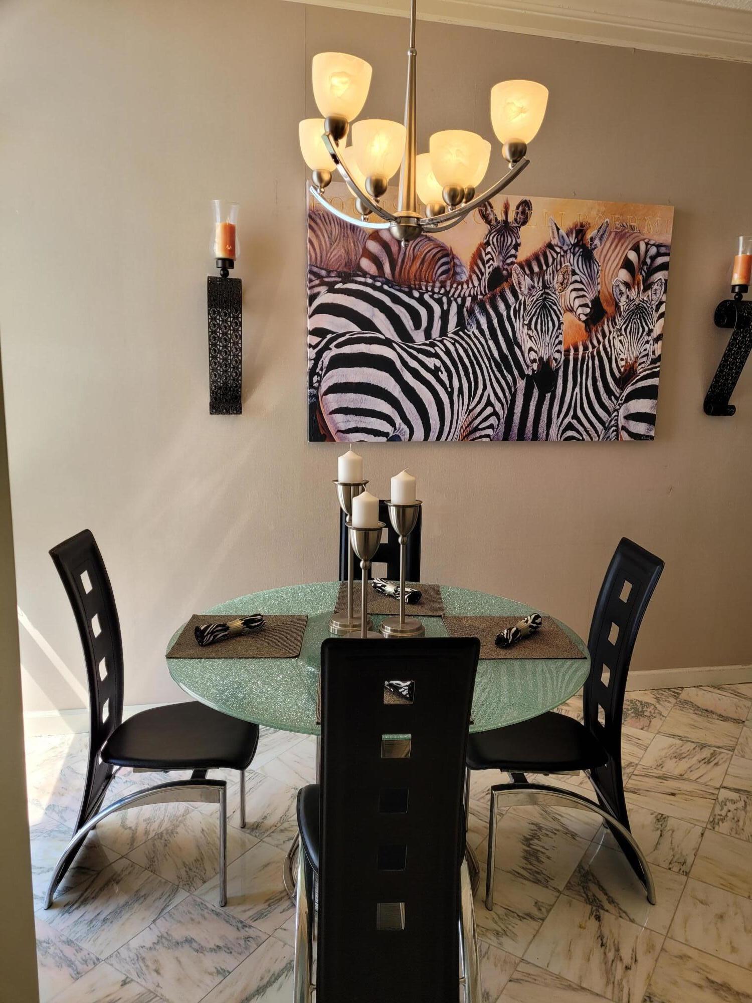 REGENCY TOWERS - Residential