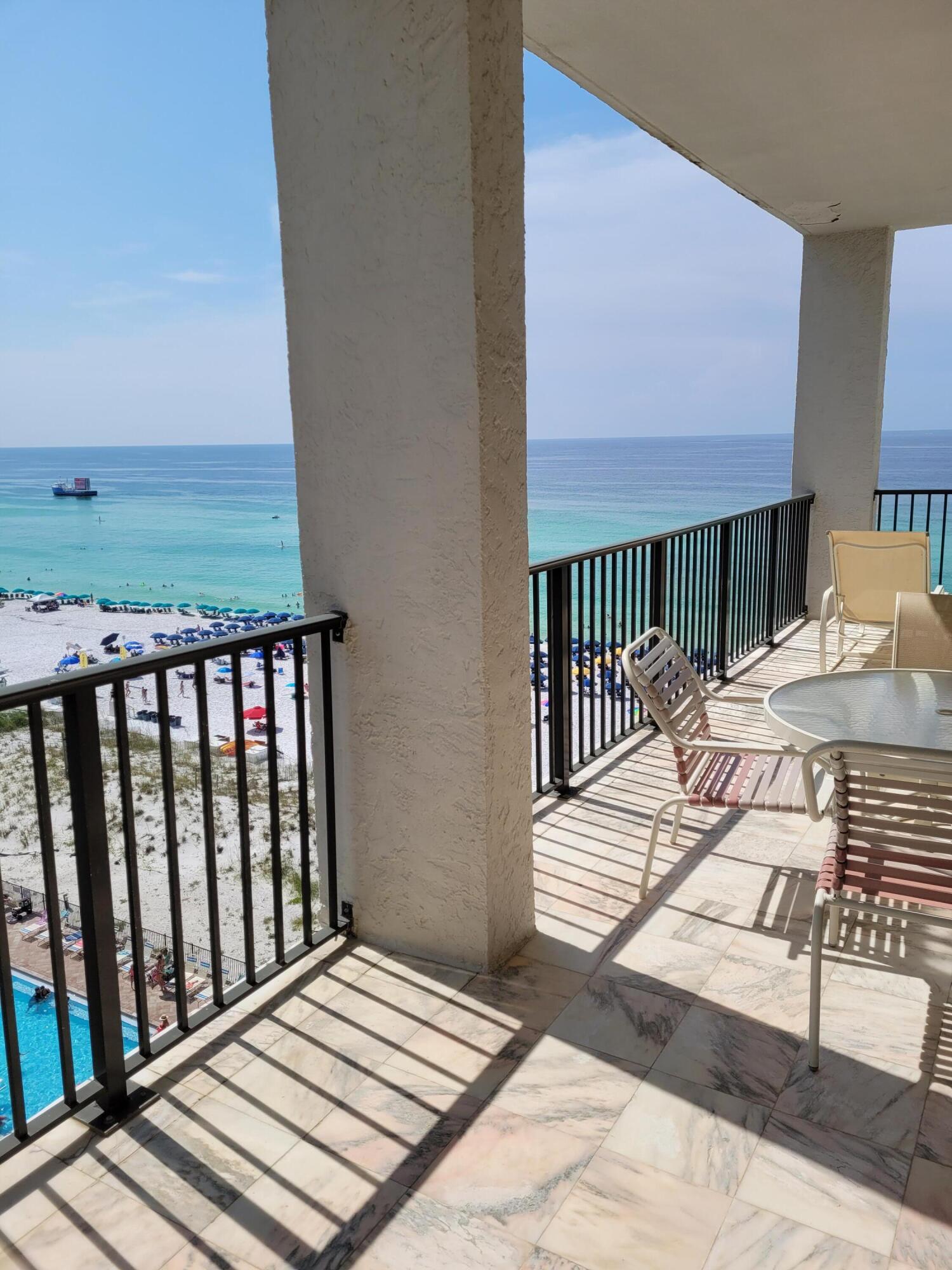 REGENCY TOWERS - Residential