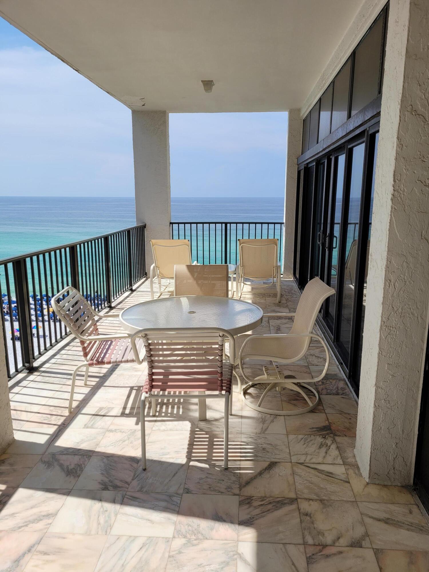 REGENCY TOWERS - Residential