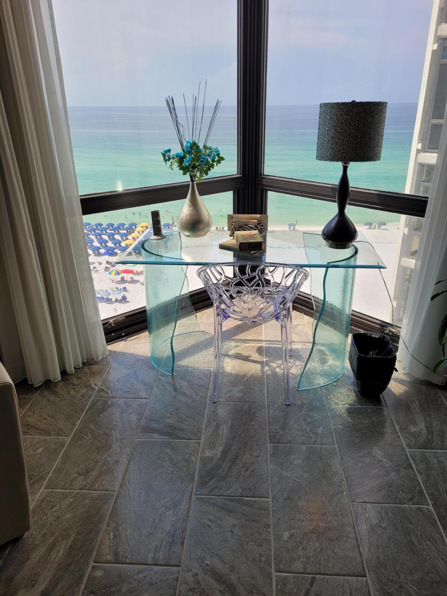 REGENCY TOWERS - Residential