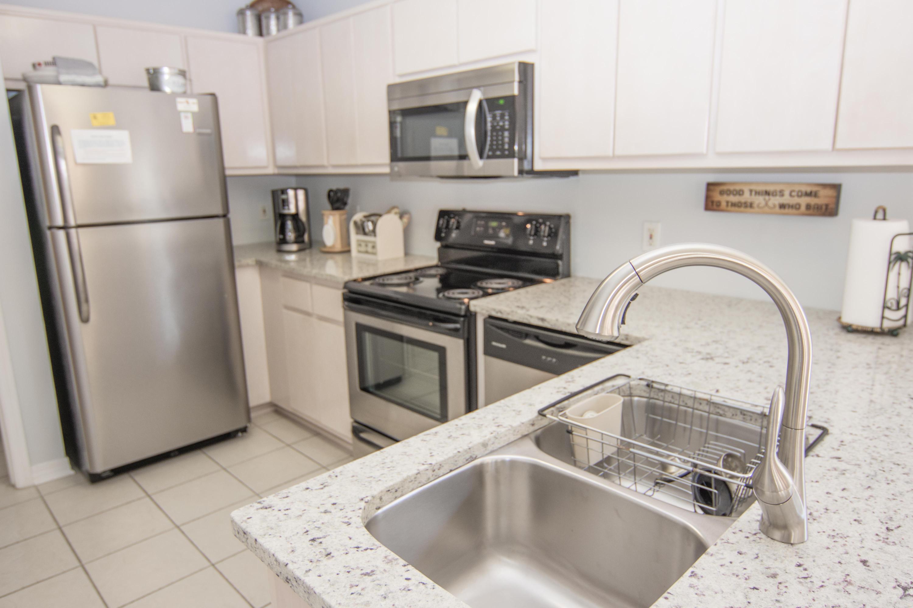 ROLLIN TIDE VILLAS - Residential