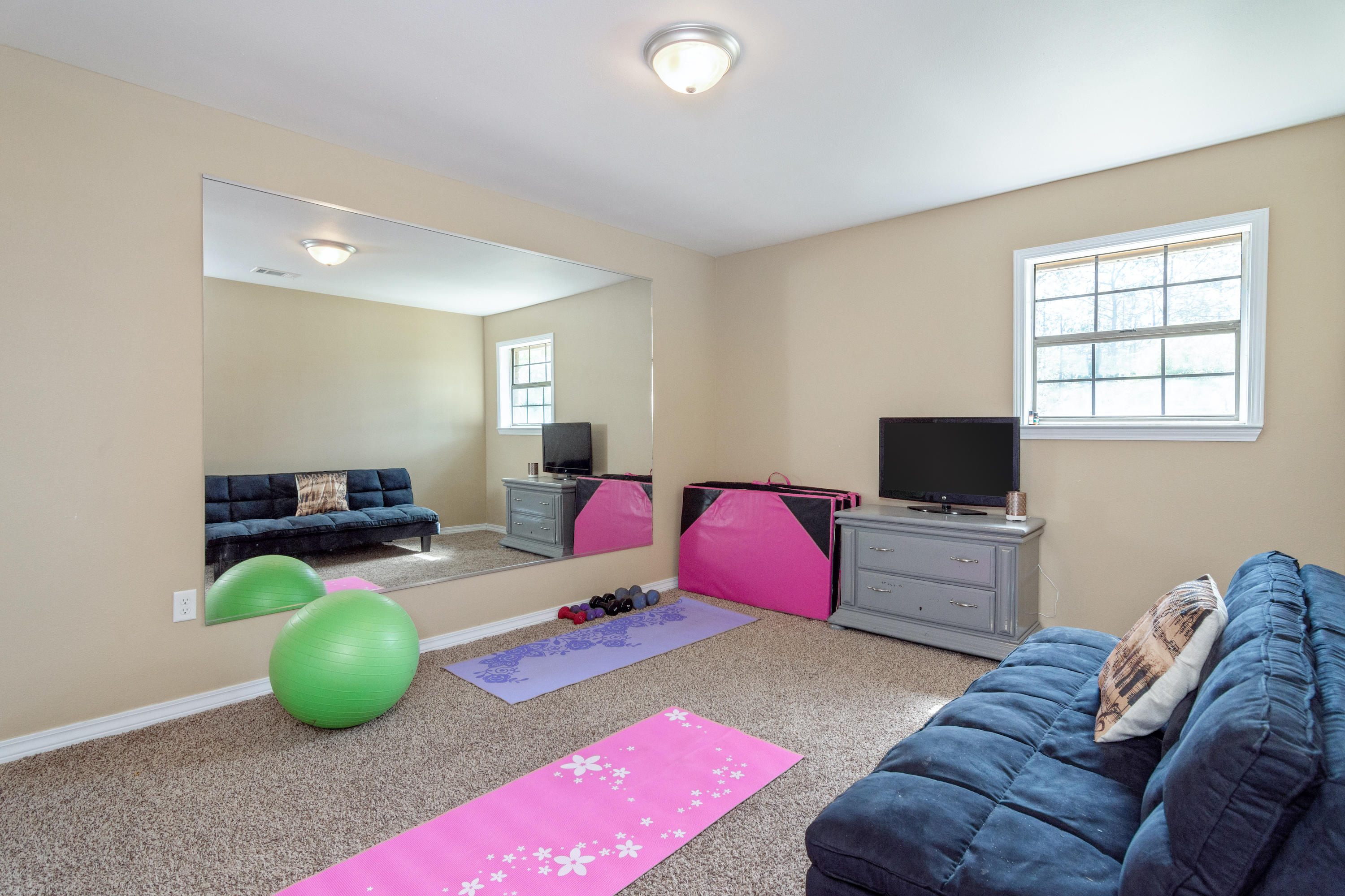 RIDGELAKE ESTATES - Residential