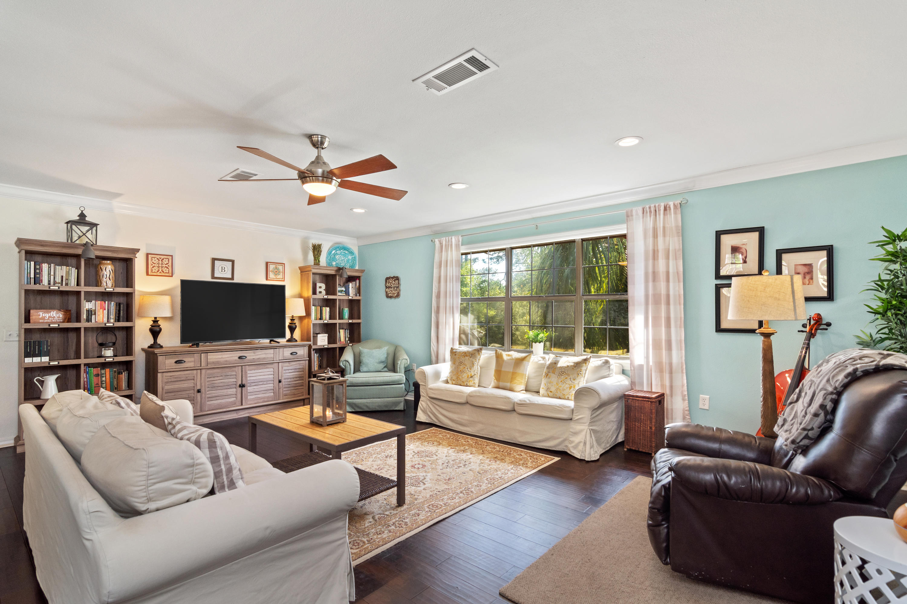 RIDGELAKE ESTATES - Residential