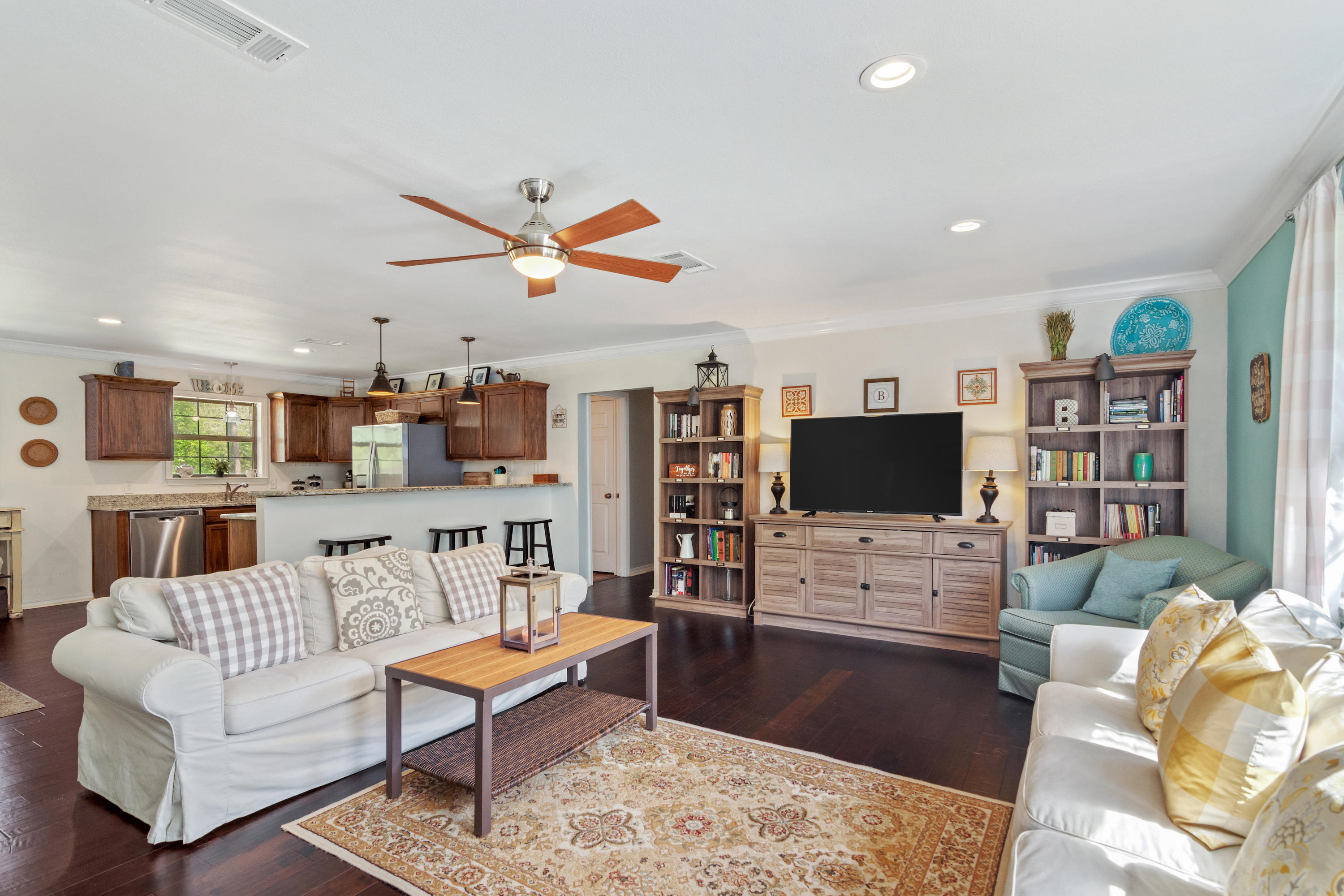 RIDGELAKE ESTATES - Residential