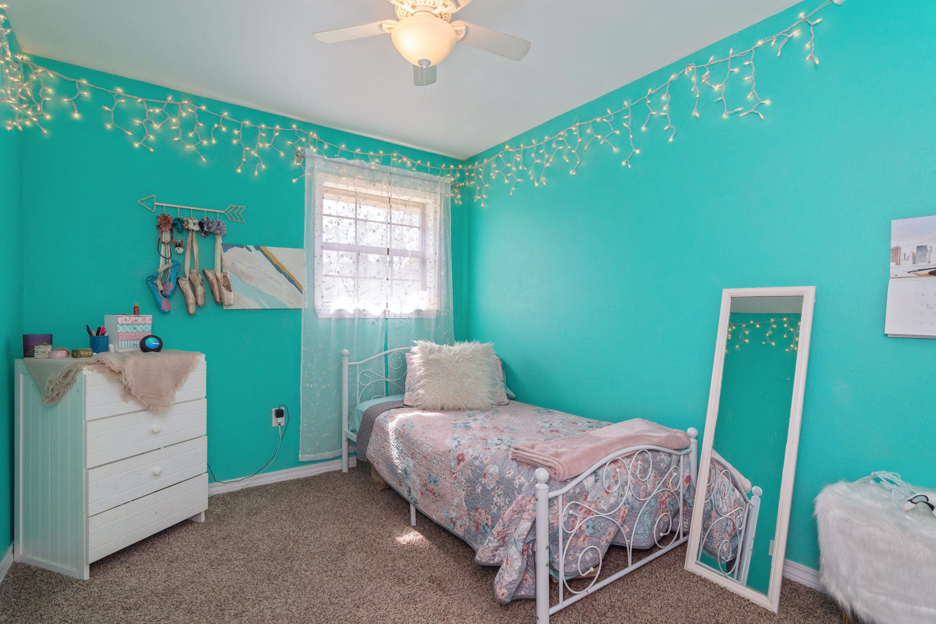 RIDGELAKE ESTATES - Residential