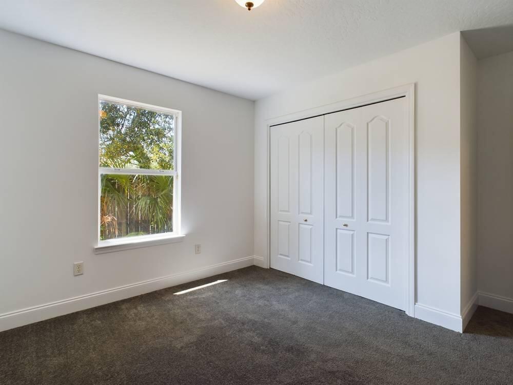 WHITS MANOR - Residential