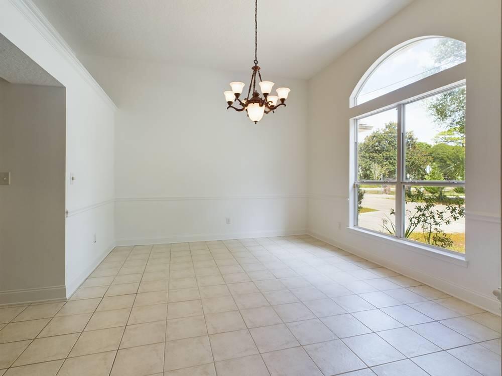 WHITS MANOR - Residential