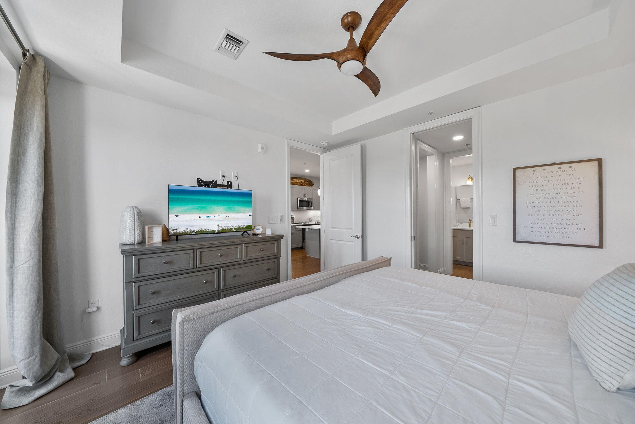 GULF PLACE RESIDENCES - Residential